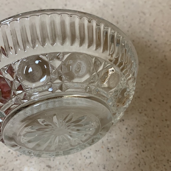 Indiana Glass Co - Clear Glass Button & Cane Serving Bowl and Platter -Set/Lot - Picture 8 of 10